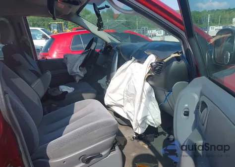 2006 Chrysler Town & Country Touring z USA, uszkodzony, nr VIN 2A4GP54L36R740307